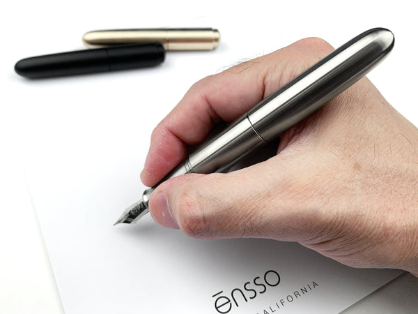 Accounting for the ensso PIUMA Pocket Fountain Pen in Brass